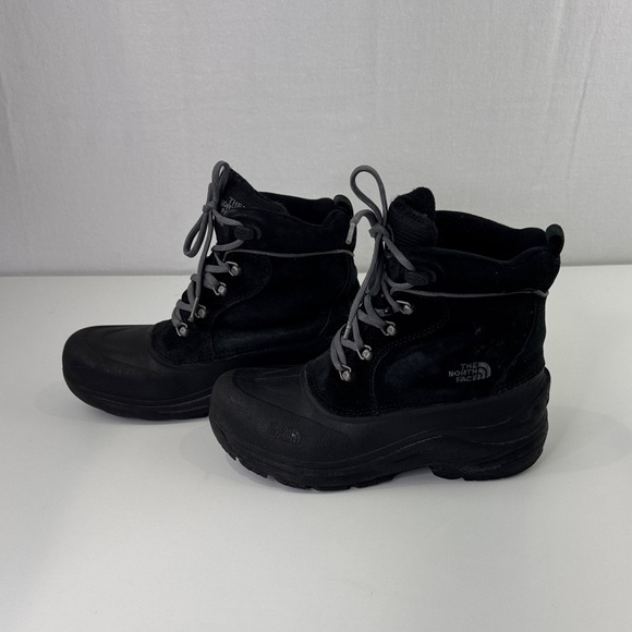 The North Face Black and Gray Winter Boots - Picture 6 of 13
